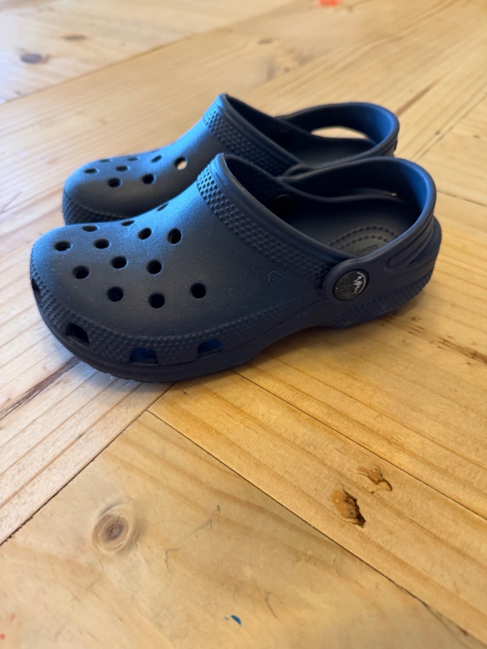 Crocs - Picture 2 of 4